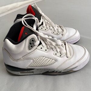Nike Air Jordan 5 Retro basketball sneakers White Cement 440888-104